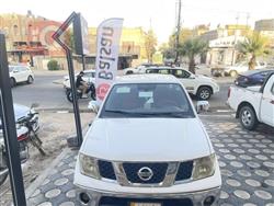 نيسان نافارا